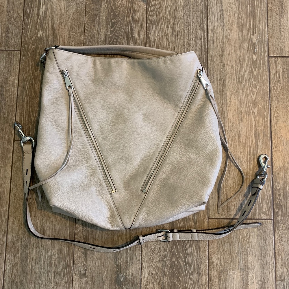 Rebecca Minkoff bucket, shoulder bag, great condition, leather, gray/pebble